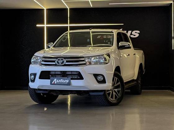 TOYOTA HILUX 2.8 SRV 4X4 CD 16V DIESEL 4P AUTOMÁTICO TOYOTA HILUX 2.8 SRV 4X4 CD 16V DIESEL 4P AUTOMÁTICO